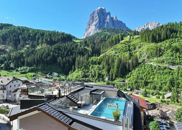 Hotel Touring Dolomites