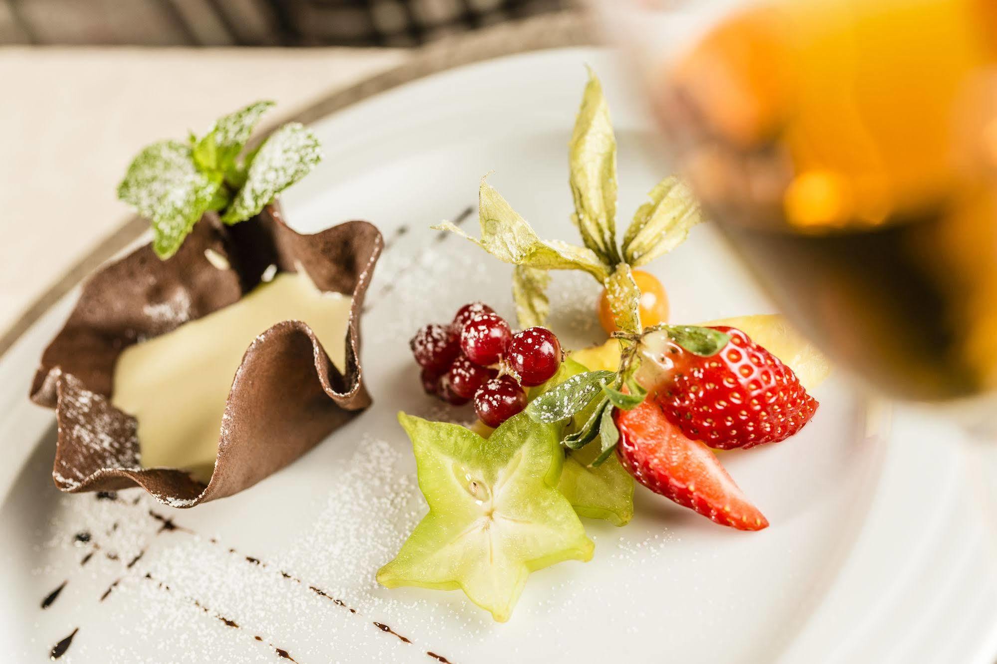 Hotel Touring Dolomites 4*